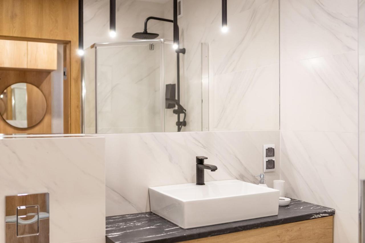 Piastowska Modern Apartment I Katowice Centrum Apartament Ngoại thất bức ảnh