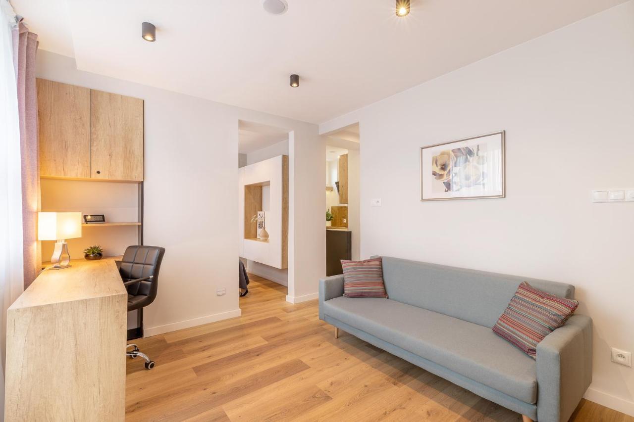 Piastowska Modern Apartment I Katowice Centrum Apartament Ngoại thất bức ảnh
